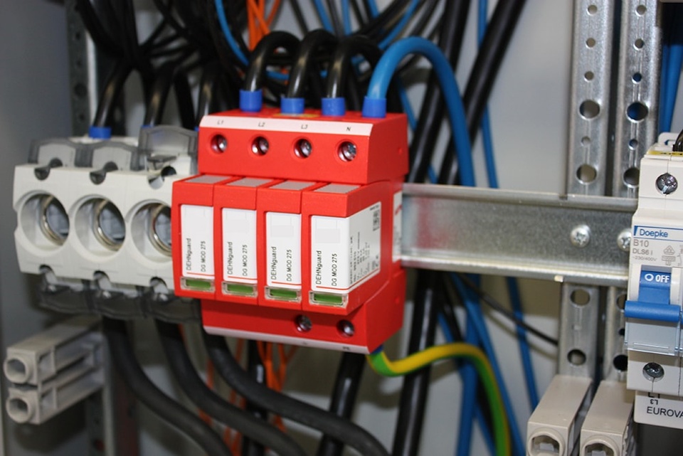 U berspannungsschutz bei Elektrotechnik Döppler e.K. in Rupprechtshausen